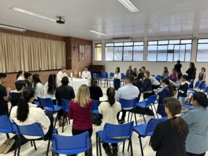 Pais Intercessores especial com adoração ao Santíssimo